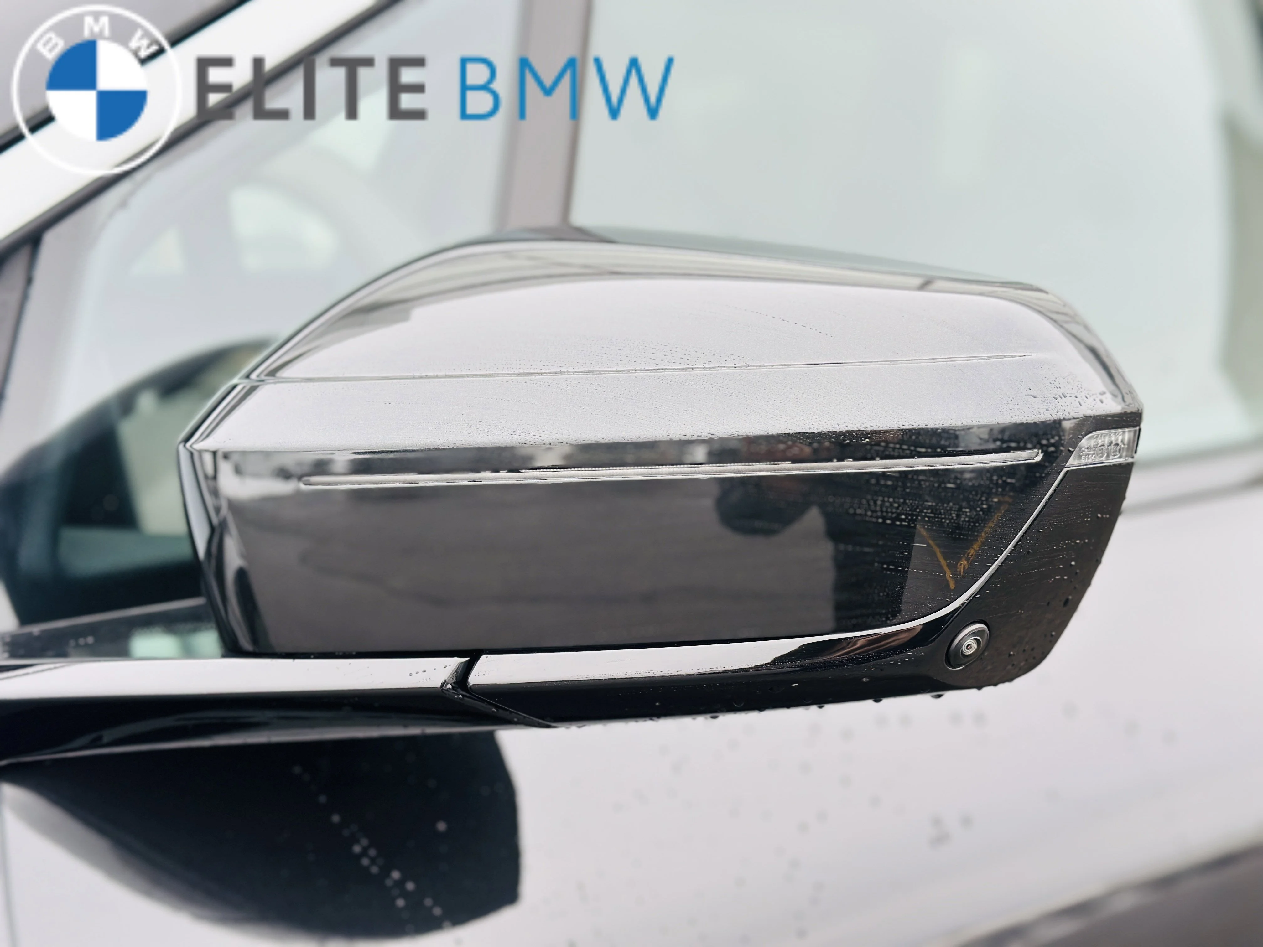 Used 2026 BLACK SAPPHIRE METALLIC BMW XDRIVE60 image 37