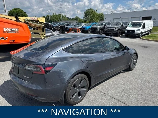Used 2021  Tesla Long Range image 3
