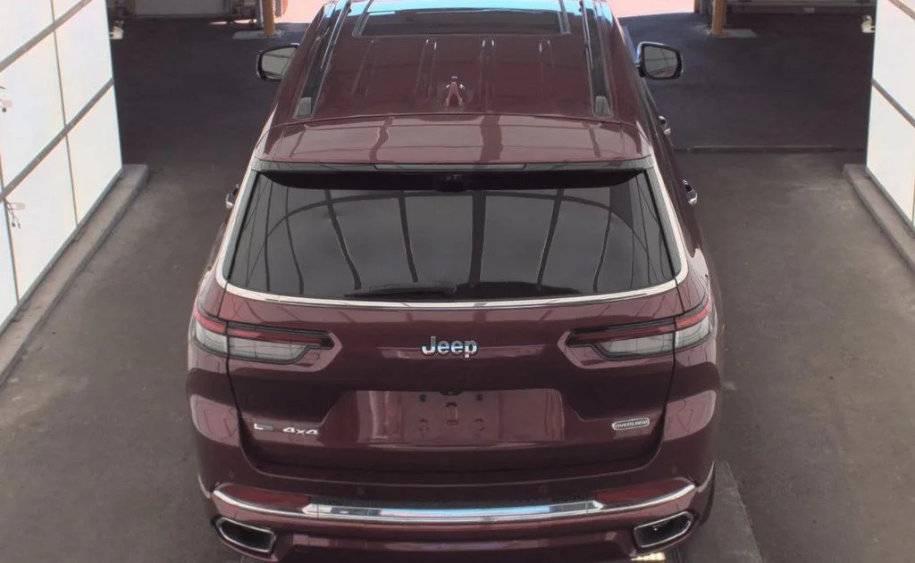 Used 2022 Red Jeep Overland image 6