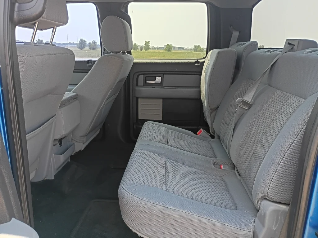 Used 2012 Blue Ford XLT image 14