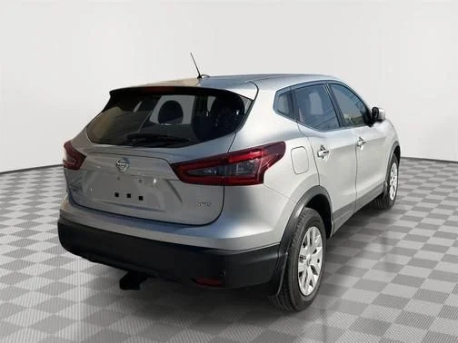 Certified Used 2020 Silver Nissan S image 3