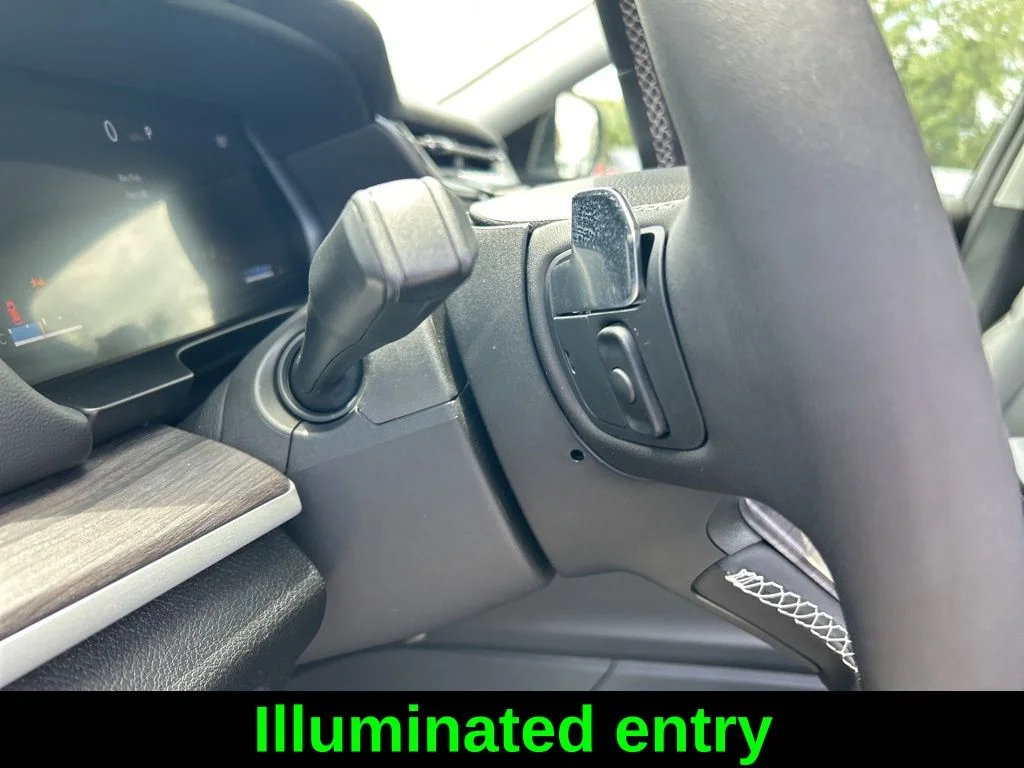 Used 2024 Silver Jeep Limited image 38