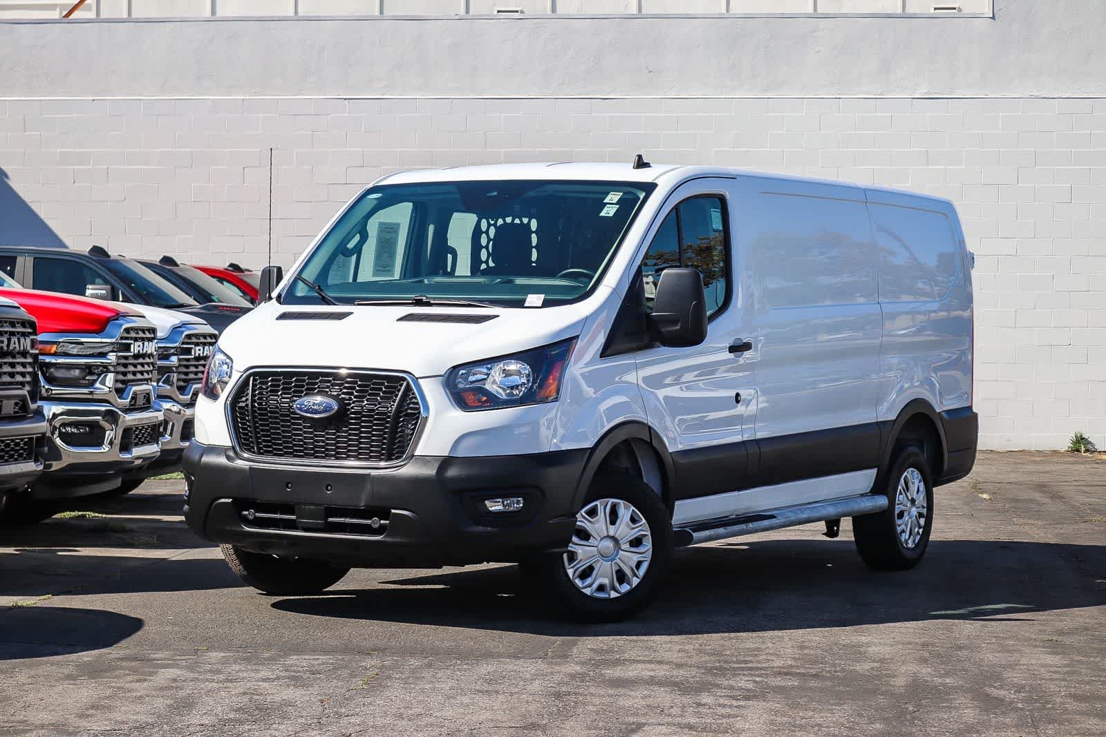 2025 Ford Transit 