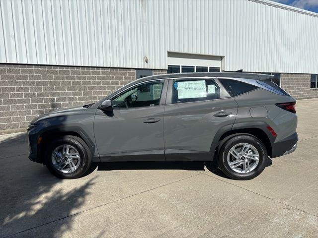 New 2026 Hampton Gray Hyundai SE image 41
