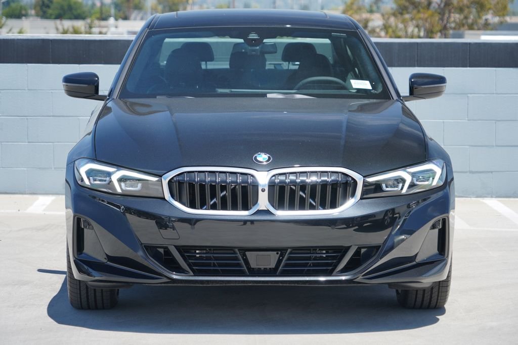New 2026 Black Sapphire Metallic BMW 330i xDrive image 2