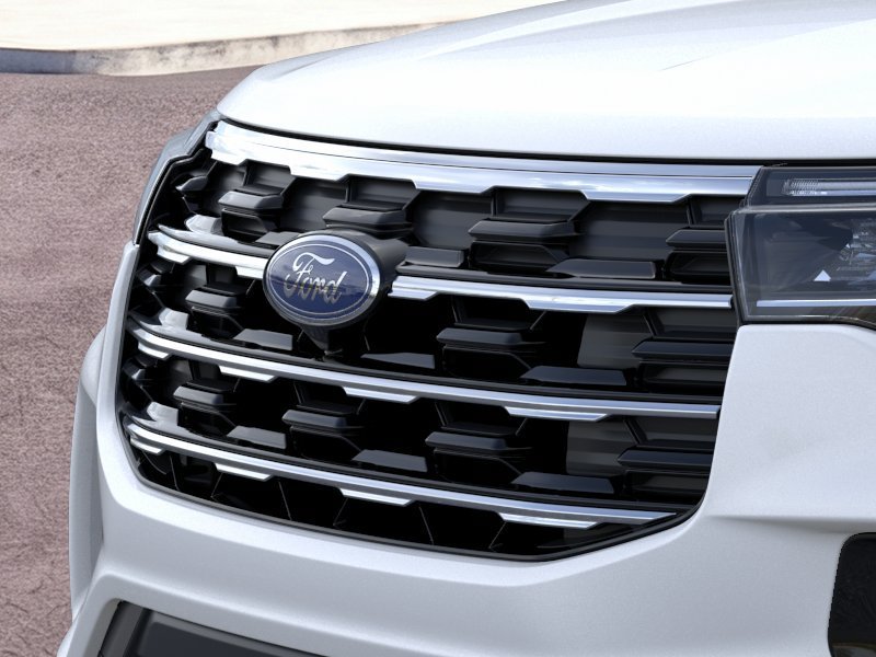New 2026 Star White Metallic Tri-Coat Ford Active image 17