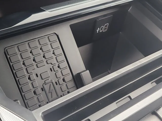 New 2026 Gray Metallic Ford Platinum image 27
