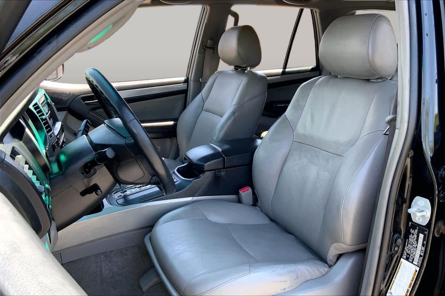 Used 2008 Black Toyota SR5 image 7