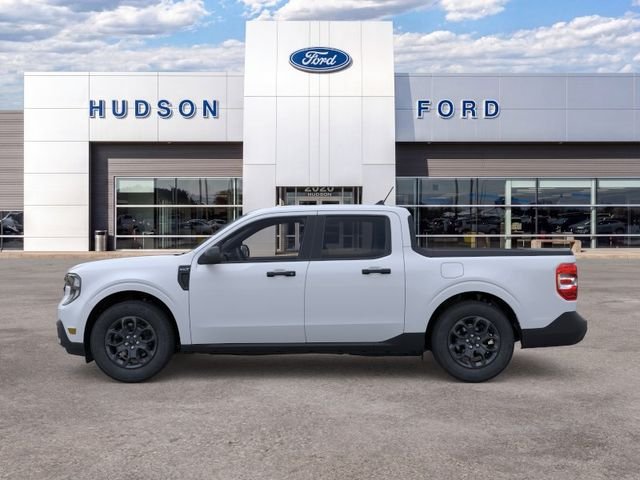 New 2026 Space White Metallic Ford XLT image 3