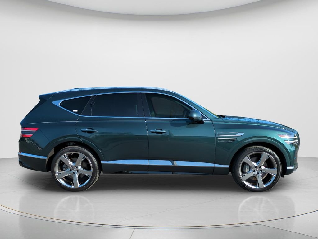 Used 2021 Green Genesis 3.5T image 4