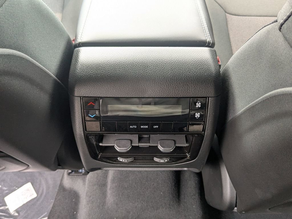 2025 Jeep Grand Cherokee L Laredo - Photo 16