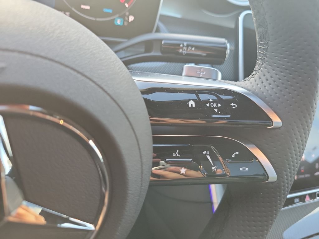 New 2026 Polar White Mercedes-Benz C 300 image 29
