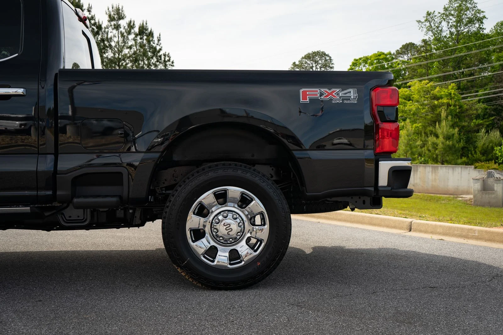 New 2026 Agate Black Metallic Ford F-250® King Ranch® image 15