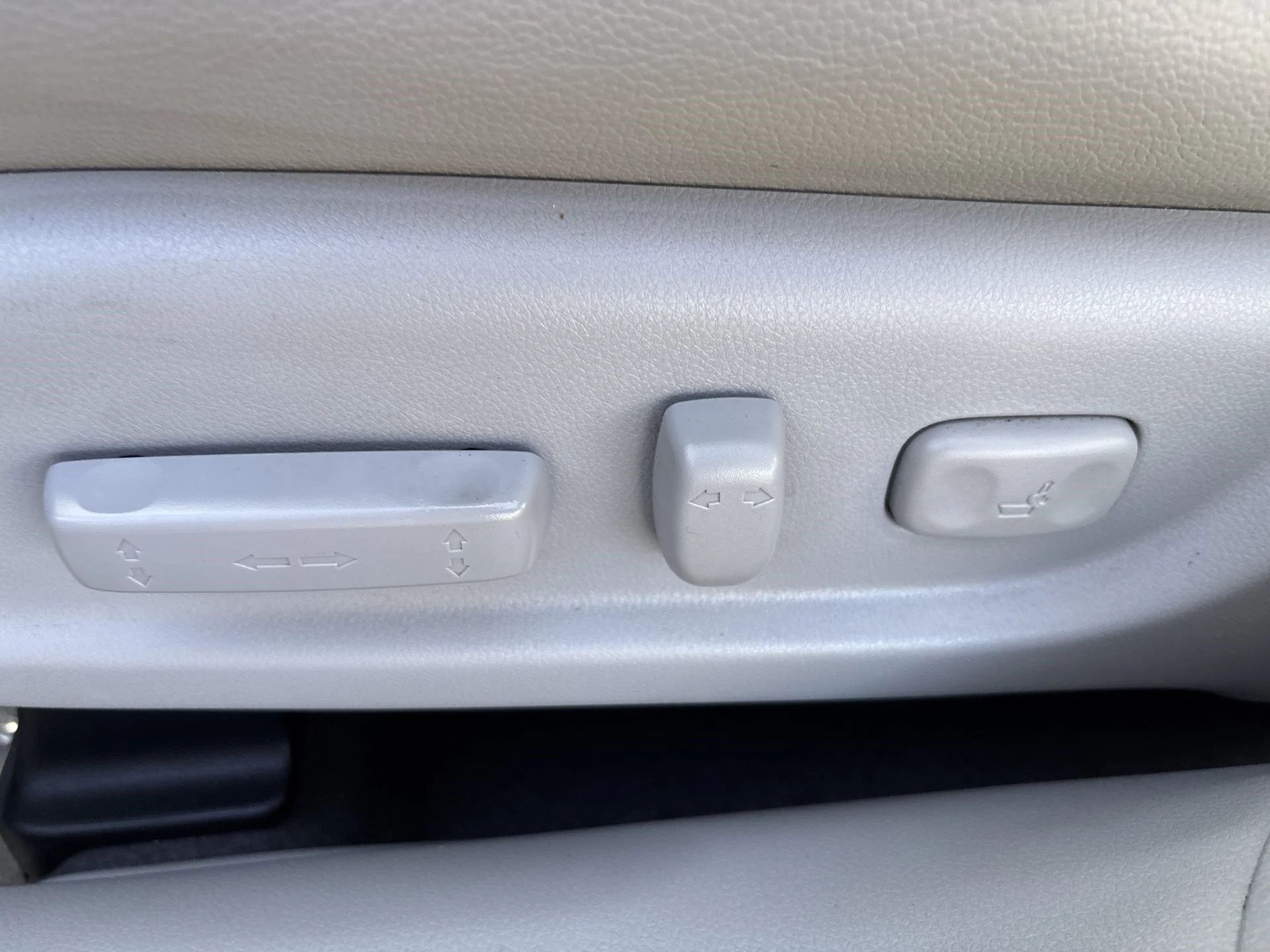 Used 2018 Gray Acura Advance Package image 14