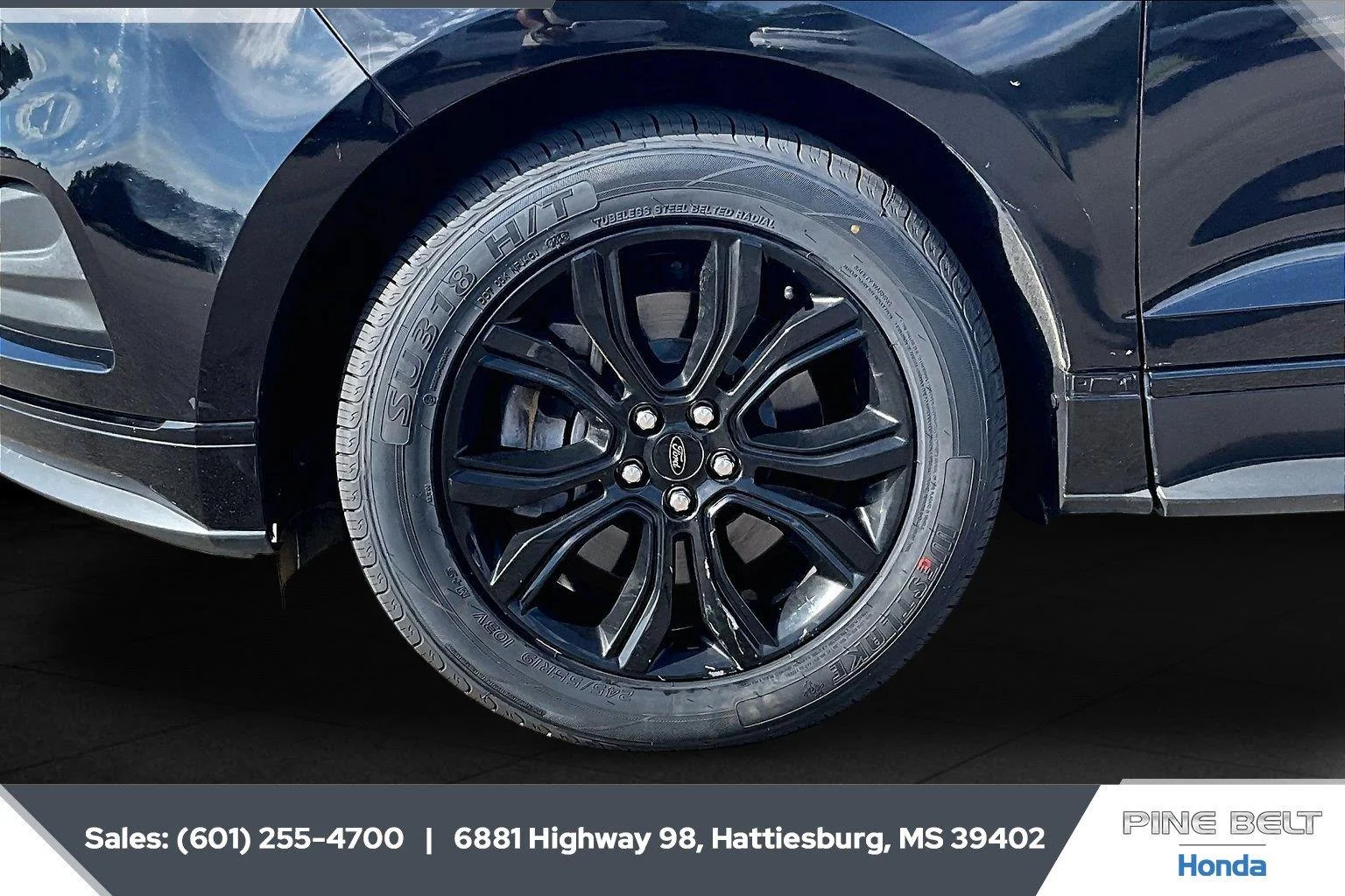 Used 2022 Agate Black Ford SE image 7