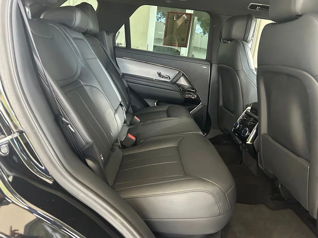 Used 2024 Black Land Rover Dynamic SE image 29