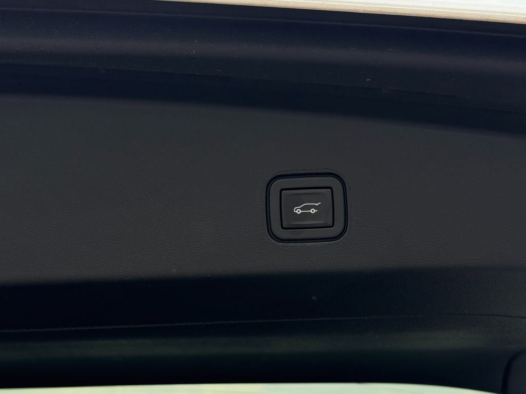 Used 2024 Crystal White Cadillac Sport image 31