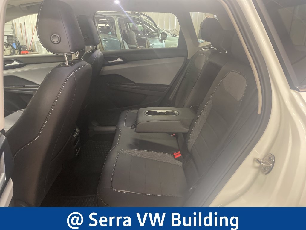 Certified Used 2024 White Volkswagen 1.5T SE image 23