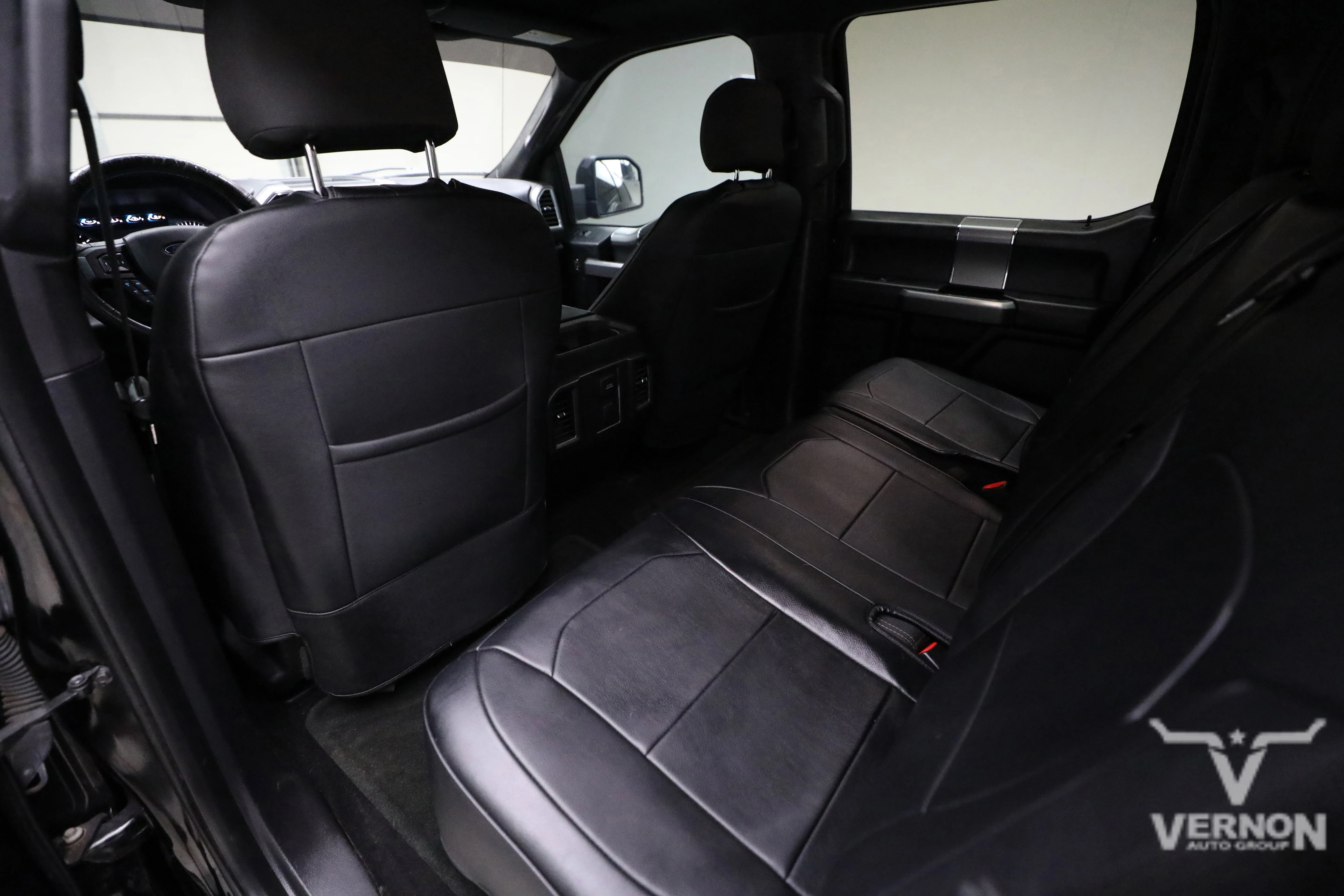 Pre-Owned 2016 Ford F-150 XLT Crew Cab 4x4 Fx4