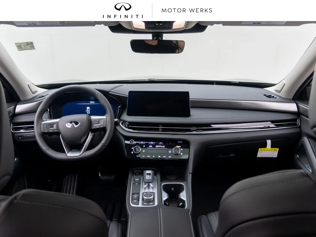 New 2027 DEEP EMERALD INFINITI Luxe AWD image 9