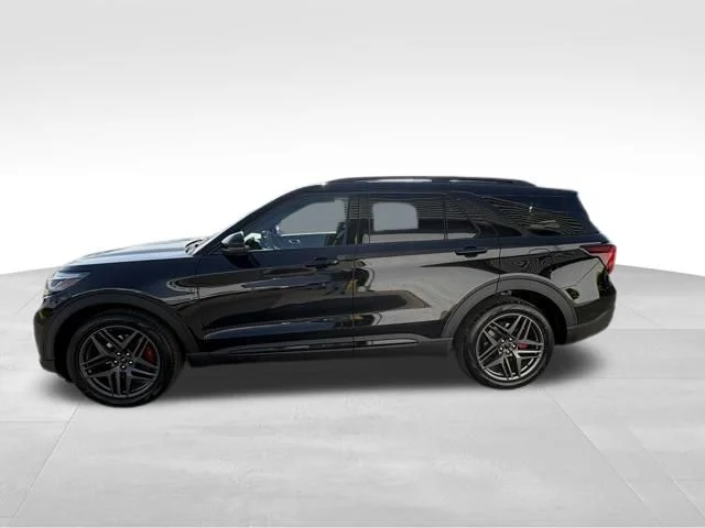 New 2026 Black Ford ST image 12