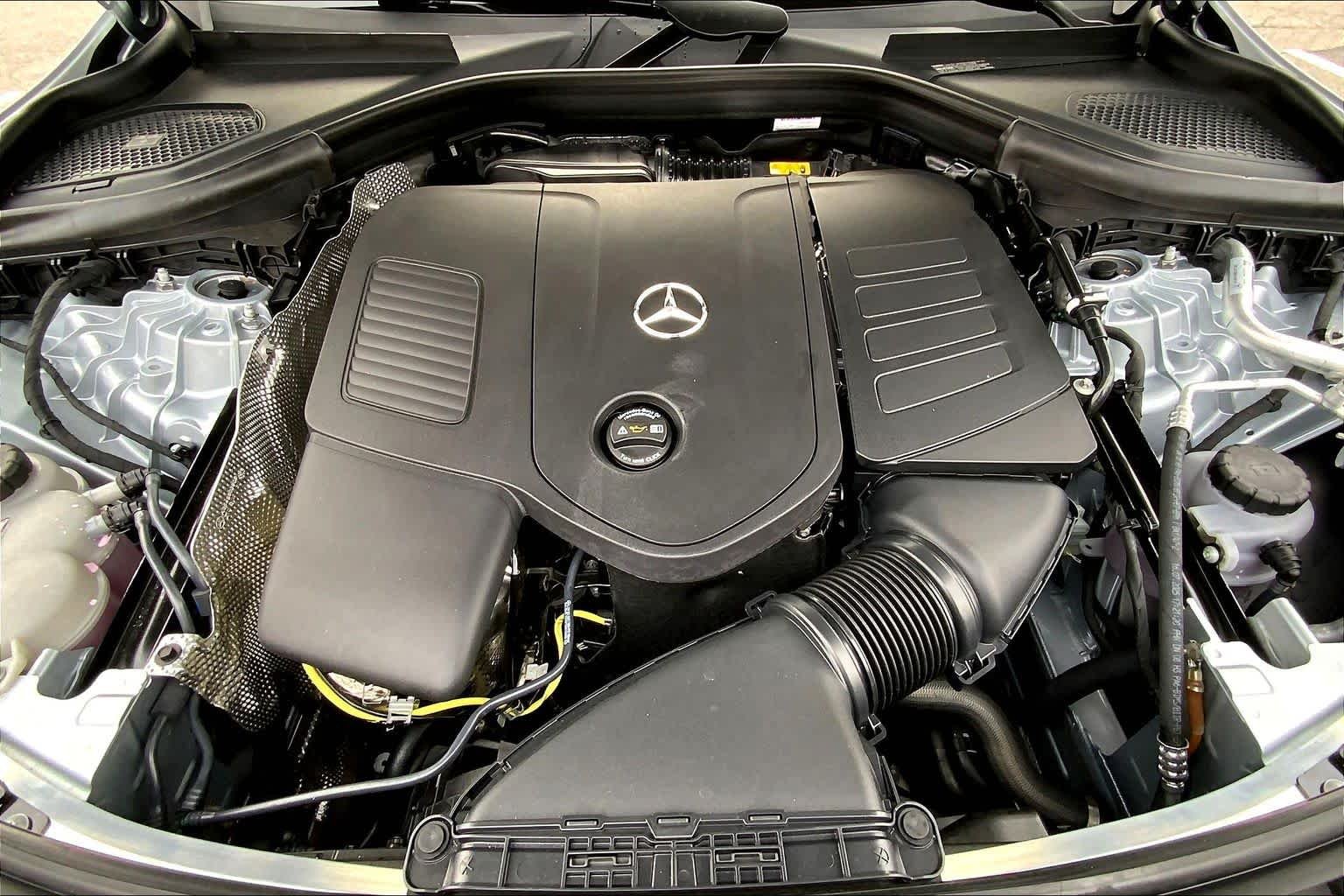 Certified Used 2026 Cirrus Silver Metallic Mercedes-Benz GLC 300 image 20