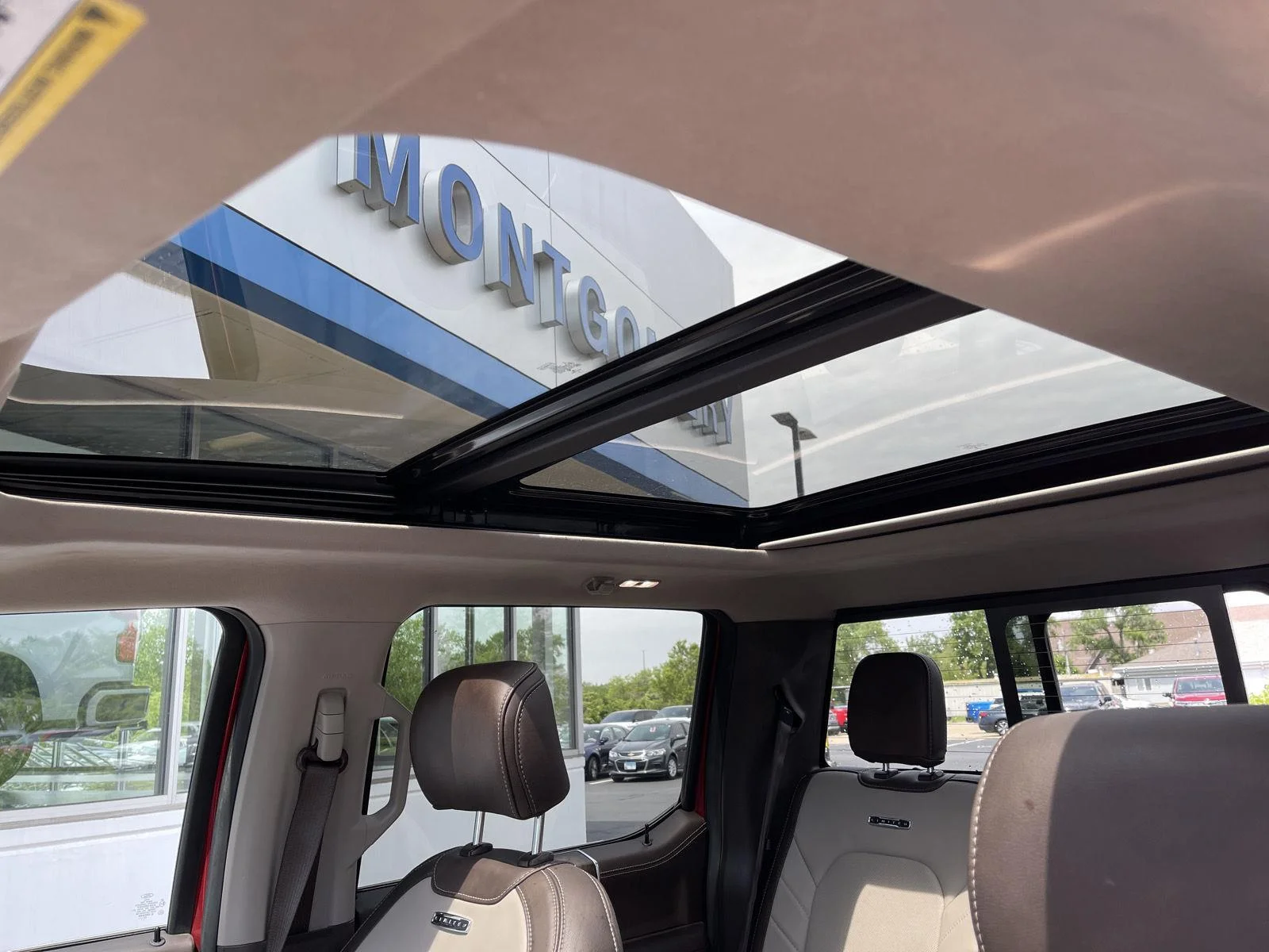 Used 2020 Rapid Red Metallic Tinted Clearcoat Ford Limited image 27