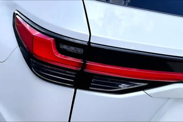 2026 Lexus TX Luxury - Photo 23