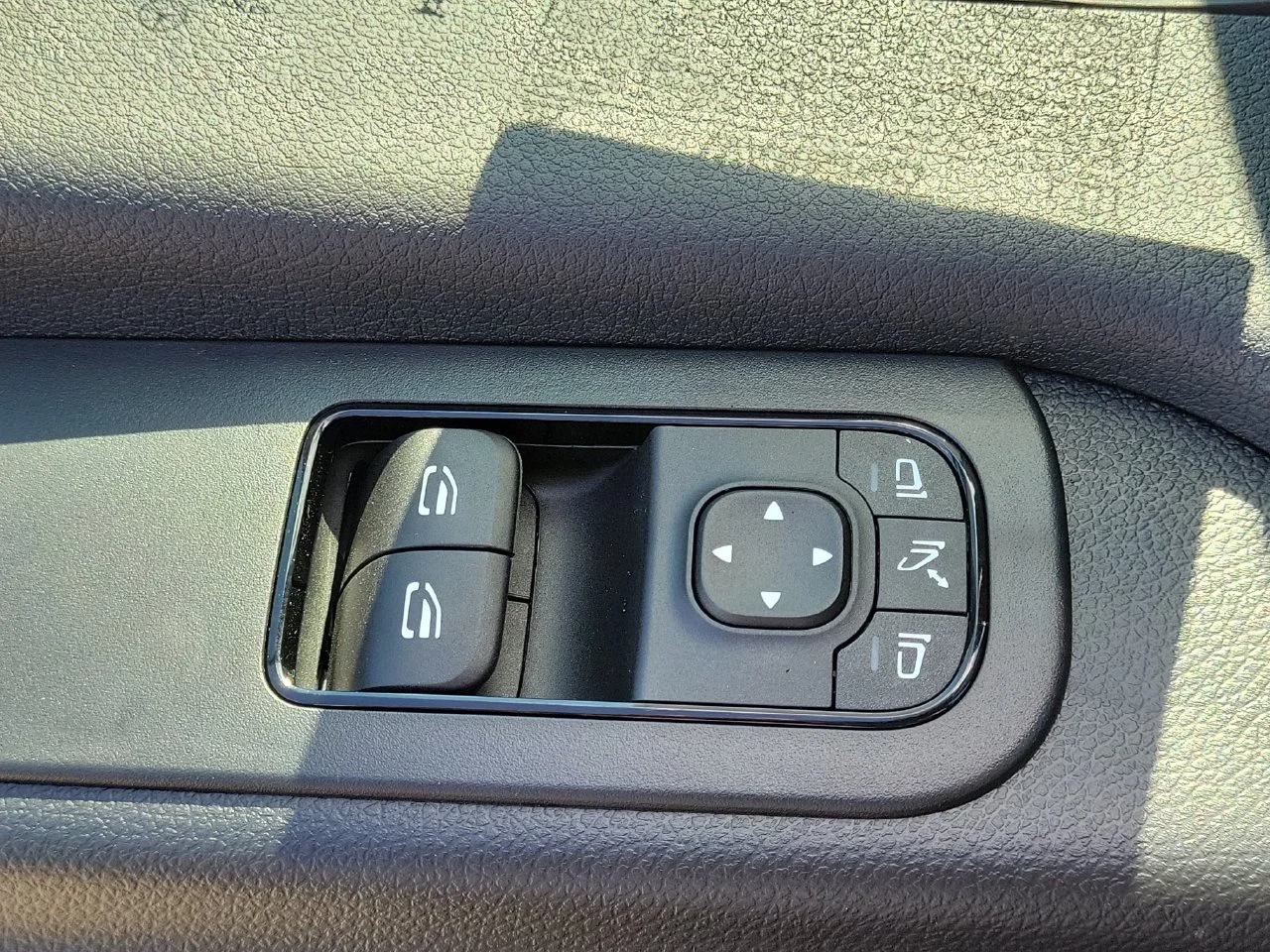 New 2026 Jet Black Mercedes-Benz Passenger 170 WB image 23