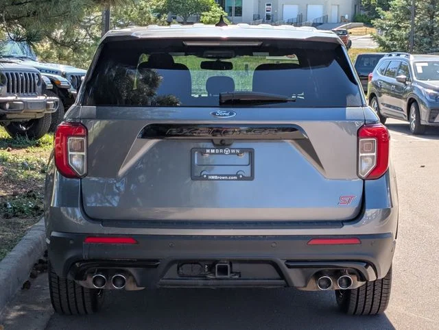 Used 2022 Gray Metallic Ford ST image 4