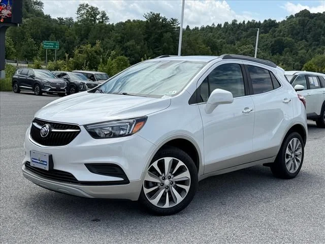 Used 2020 White Buick Preferred image 2