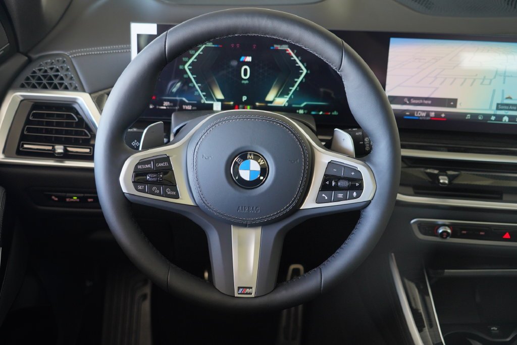 New 2026 Black Sapphire Metallic BMW xDrive40i image 23