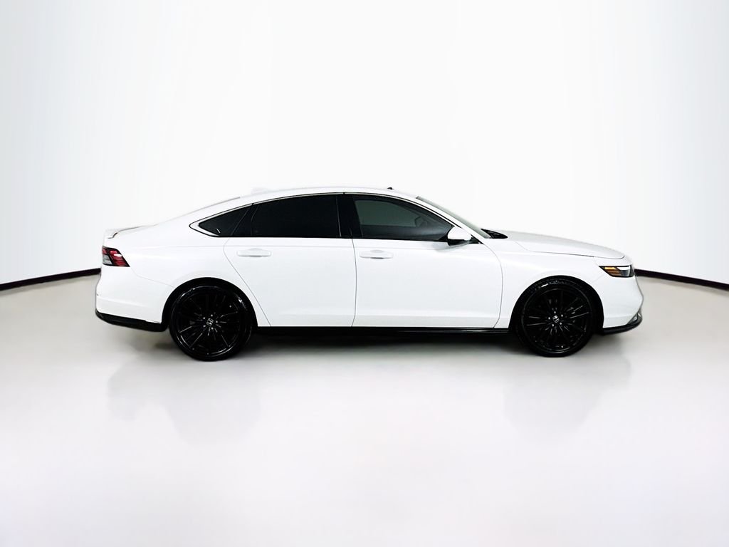 2023 Honda Accord Hybrid Touring - Photo 8