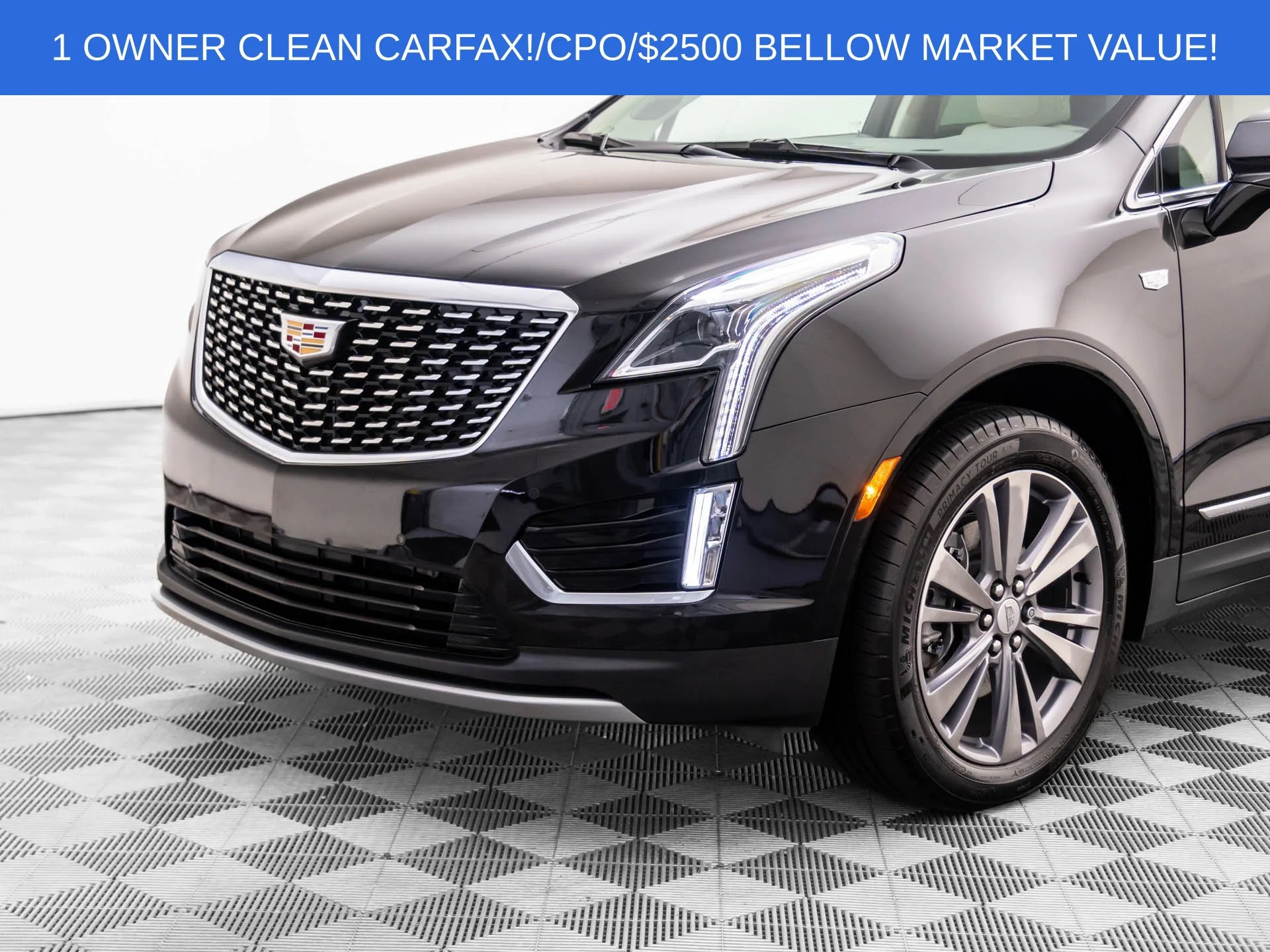 Used 2025 Black Cadillac Premium Luxury image 36