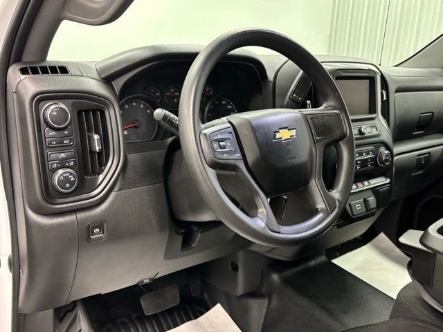 Used 2020 White Chevrolet WT image 12