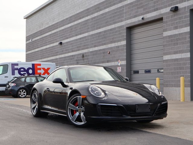 2017 Porsche 911 Carrera 4S
