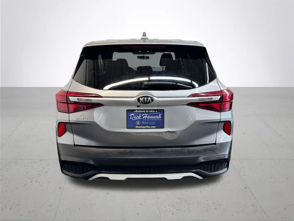 Used 2021 Gray Kia LX image 5