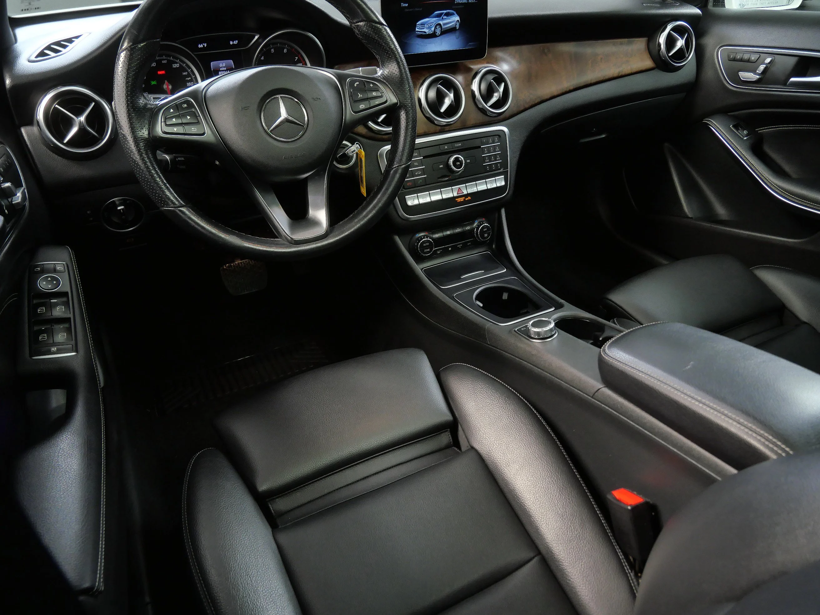 Used 2019 Mercedes-Benz GLA-Class GLA250 with VIN WDCTG4GB0KJ592174 for sale in Minnetonka, Minnesota