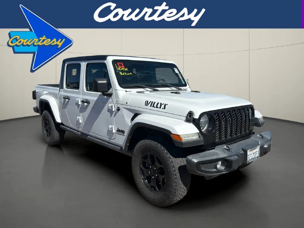 Used 2022 White Jeep Willys image 1