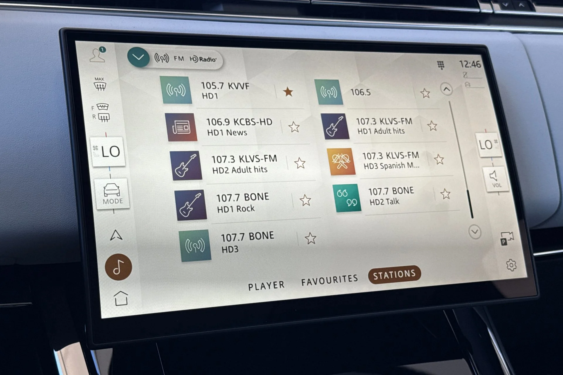 New 2026 Charente Grey Land Rover Dynamic SE image 20