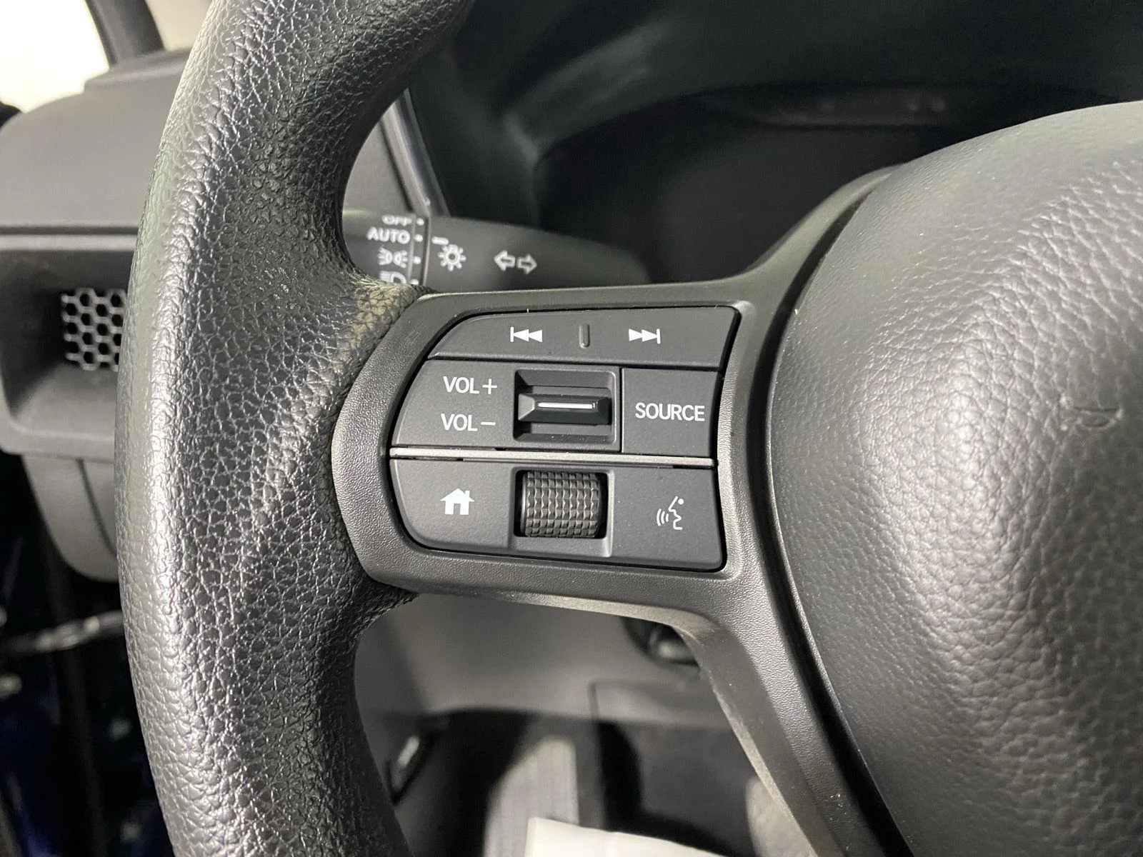 Used 2024 Canyon River Blue Metallic Honda EX image 16