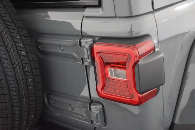 New 2026 Anvil Clear-Coat Exterior Paint Jeep Sahara image 2