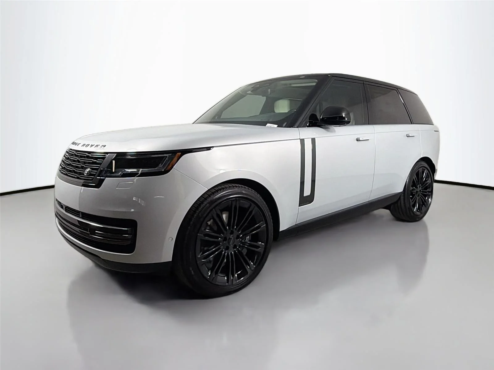 2026 Land Rover Range Rover 4.4 Autobiography SWB's photo
