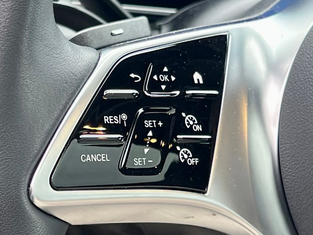 Certified Used 2023  Mercedes-Benz GLC 300 image 21
