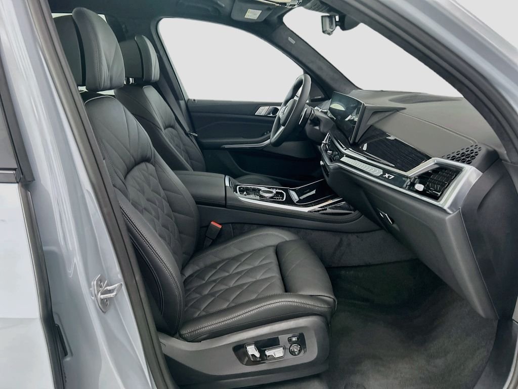 New 2027 Gray Metallic BMW xDrive40i image 19