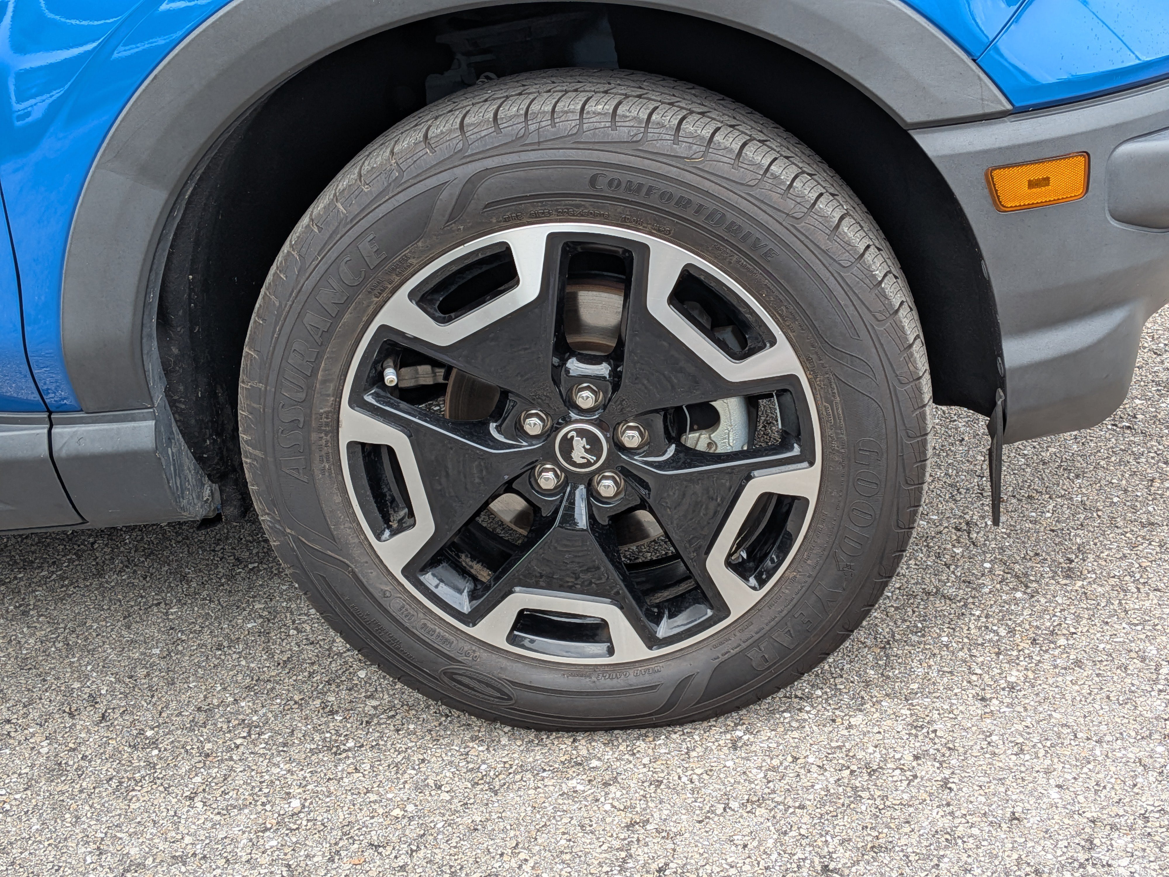 Used 2022 Velocity Blue Metallic Ford Outer Banks image 11