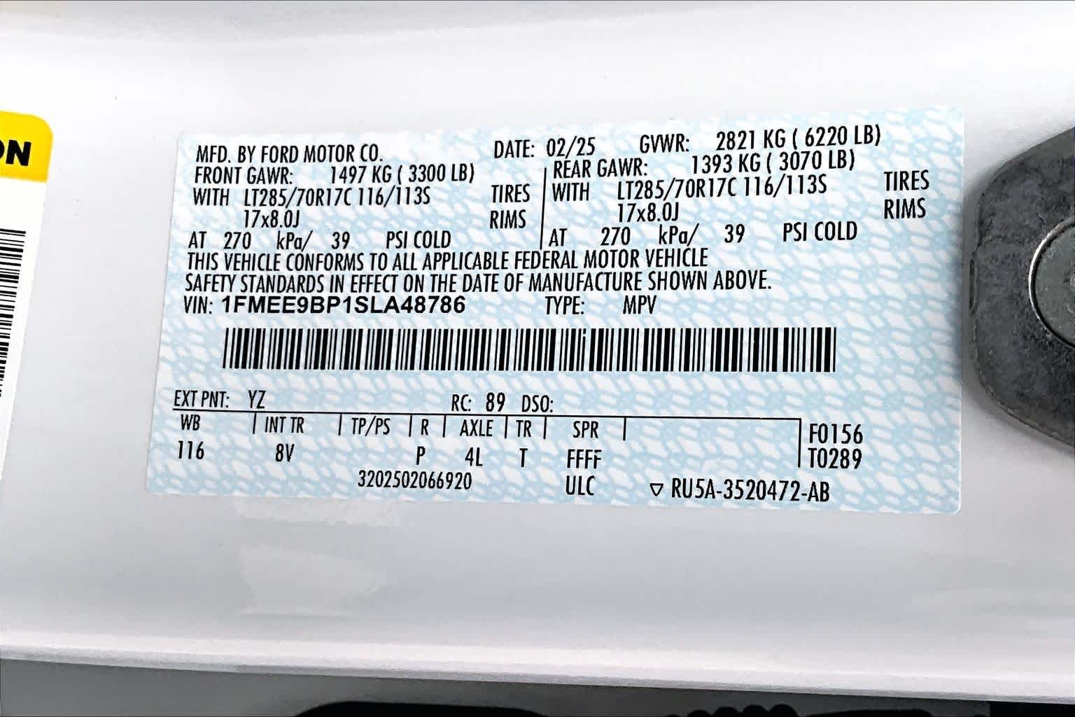 Used 2025 Oxford White Clearcoat Ford Badlands image 34