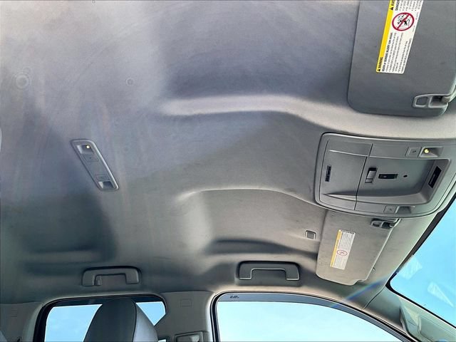 Used 2019 Summit White Chevrolet Work Truck image 22