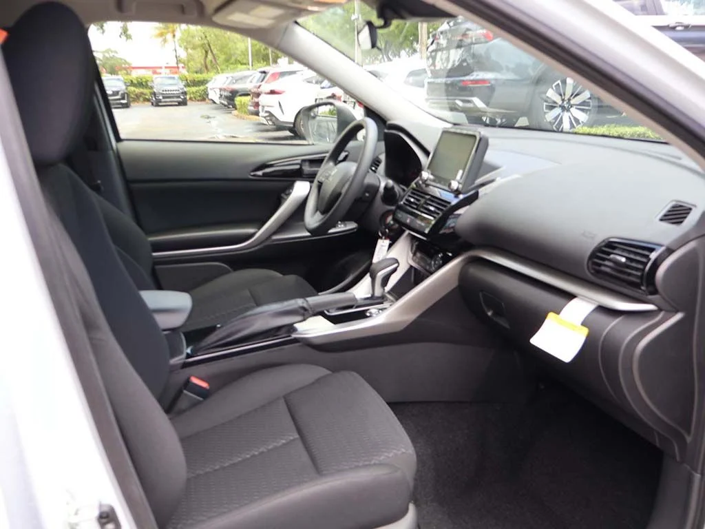 2026 Mitsubishi Eclipse Cross ES - Photo 25