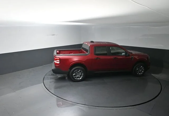 New 2026 Ruby Red Metallic Tinted Clearcoat Ford XLT image 29